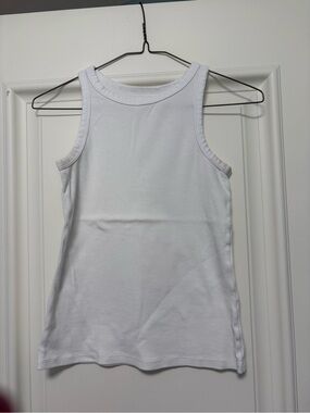 Paper label Women's White Tank Top - Sleeveless Ribbed Crew